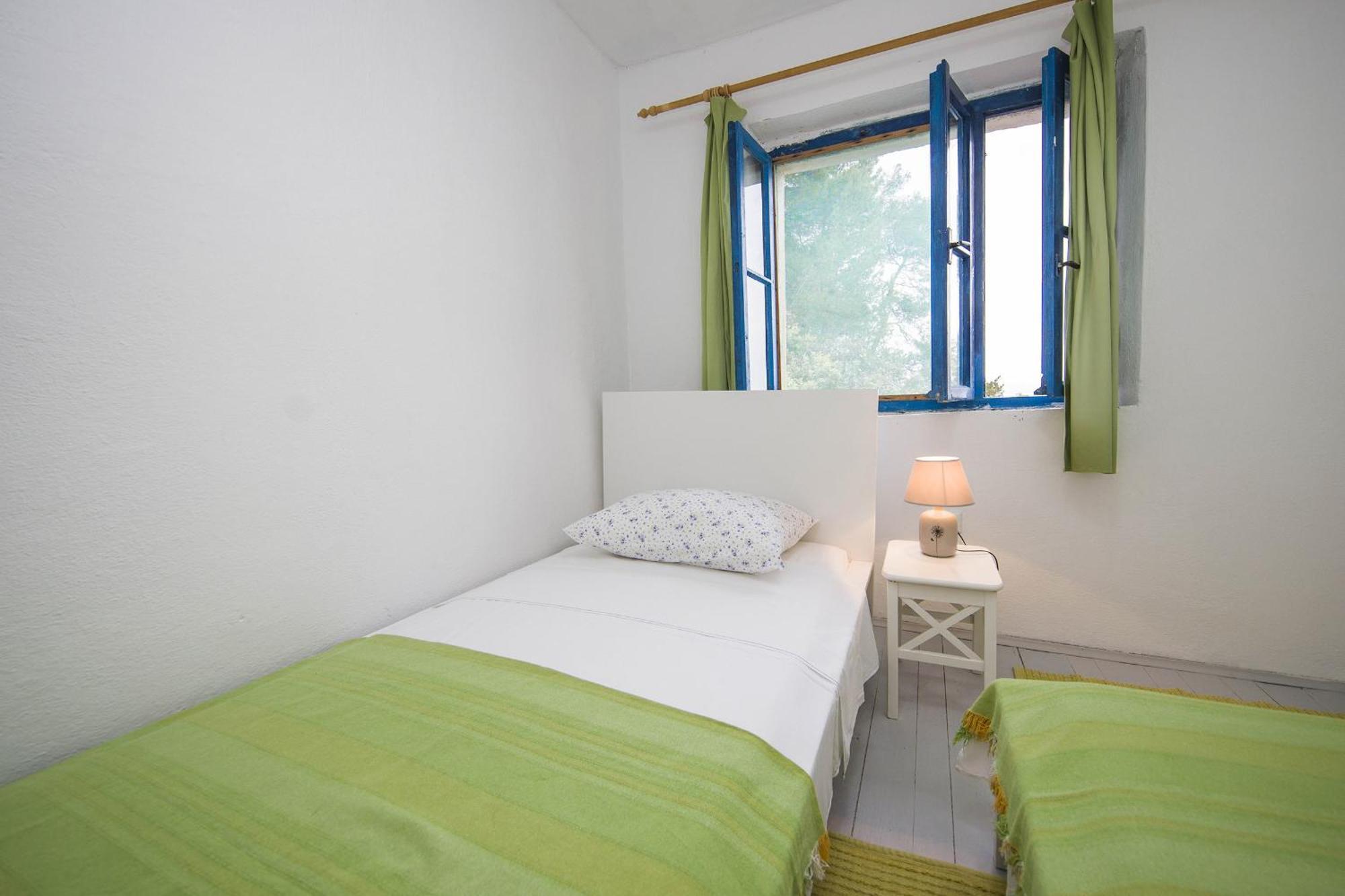 Secluded fisherman's cottage Cove Skozanje, Hvar - 4009 Gdinj Rum bild